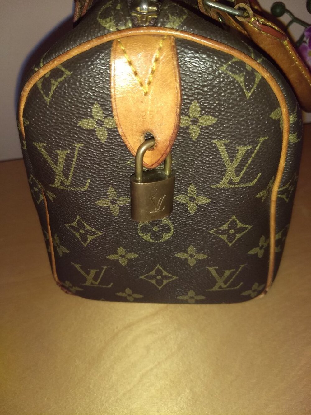 Louis Vuitton Monogram M41528 Brown Canvas France Vintage Bag. - Picture 3 of 15